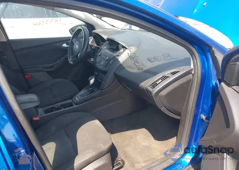 2018 Ford Focus Se z USA, uszkodzony, nr VIN 1FADP3F20JL201992